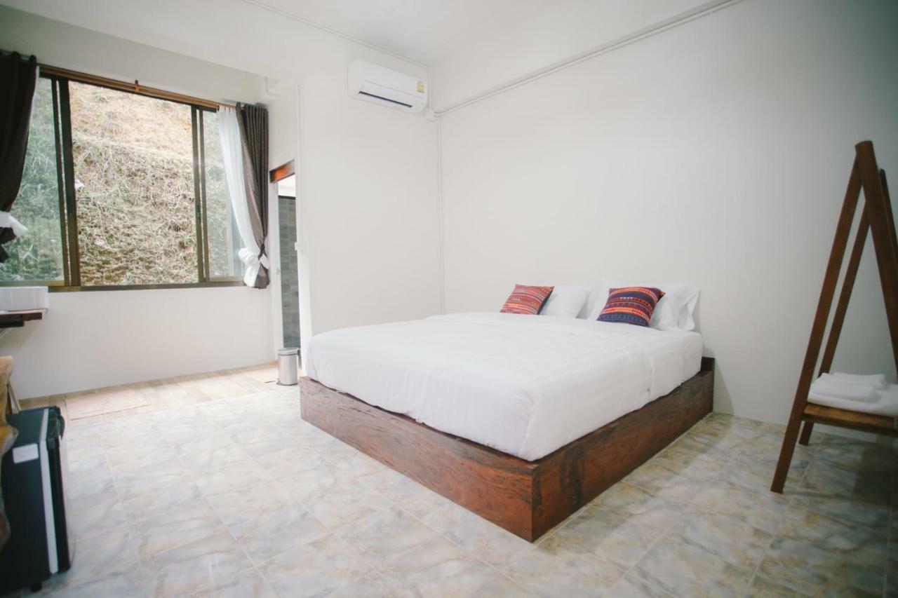 Yayo coffee&bed Apartamento Chiang Rai Exterior foto